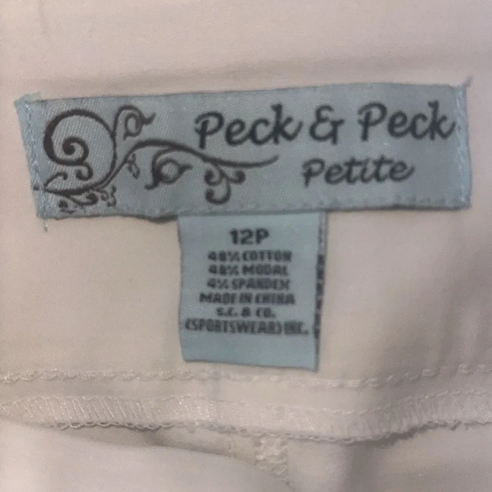 Peck & Peck Petite White Pants!